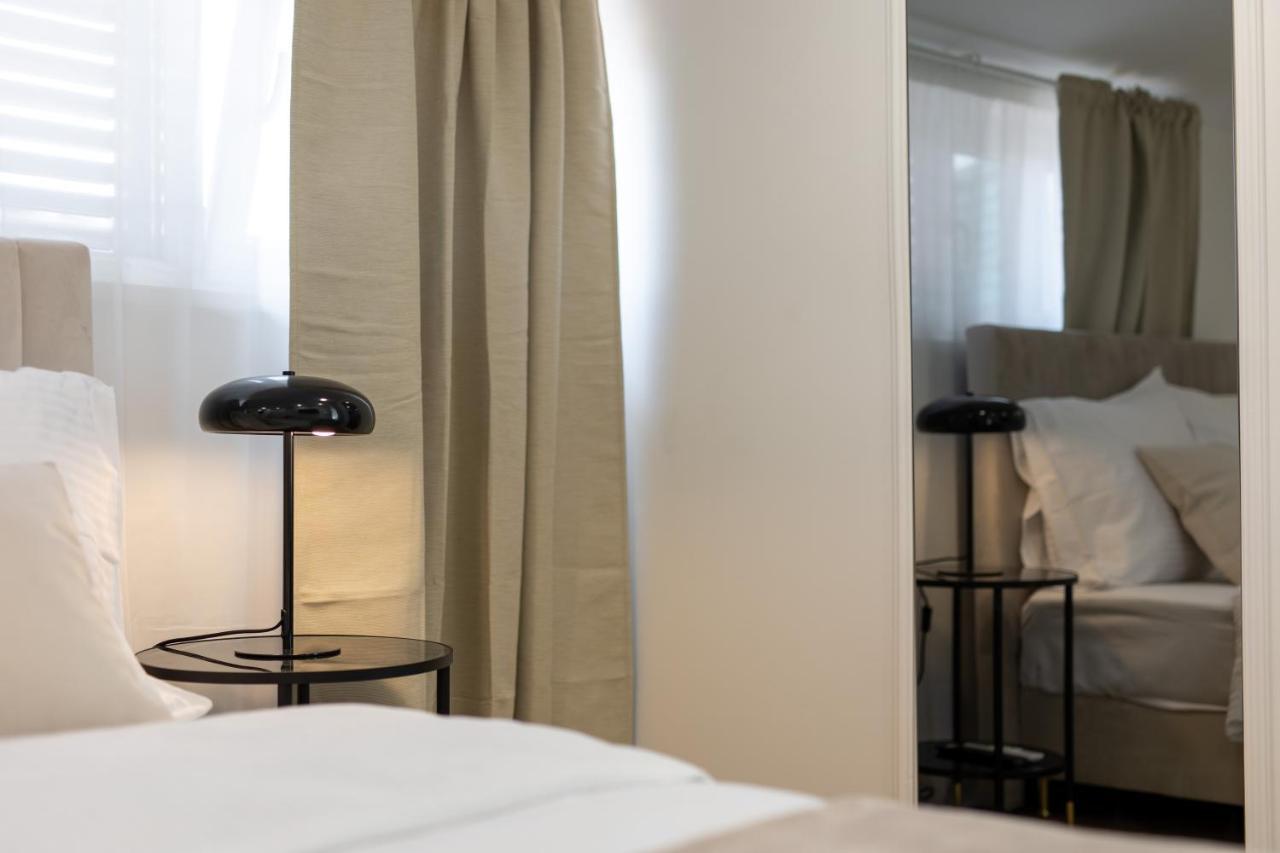 Palace Luxury Suites Сплит Екстериор снимка