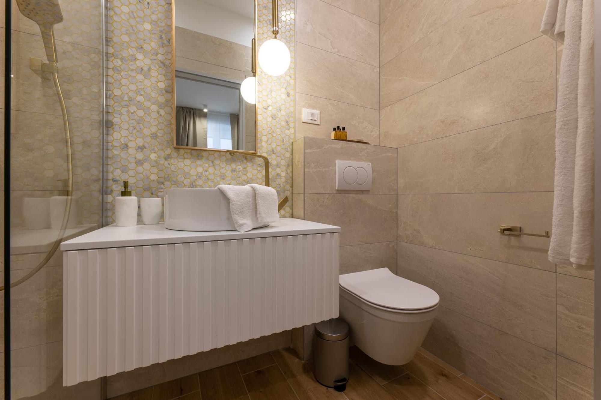 Palace Luxury Suites Сплит Екстериор снимка